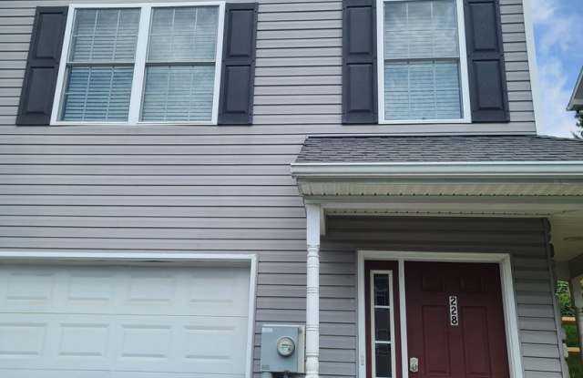 End Unit Town Home in Waynesboro, PA! photos photos