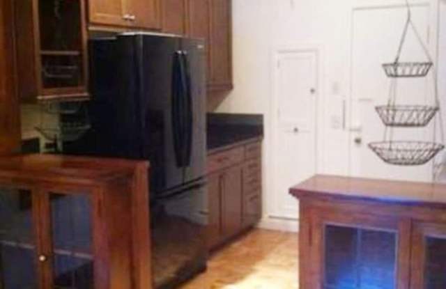 963 Logan St 4 - 963 Logan Street, Denver, CO 80203