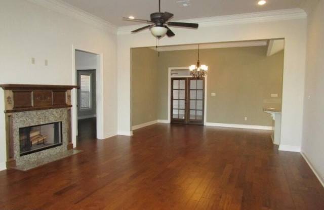 201 Grand Pointe Boulevard Gallery 2