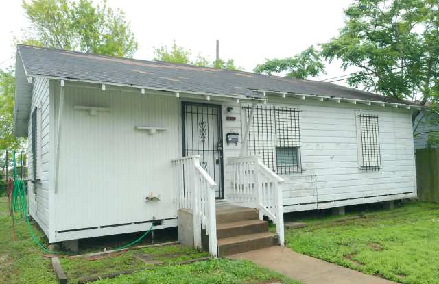 4326 Vestal - 3/Bed 1/Bath - $1,125/month photos photos