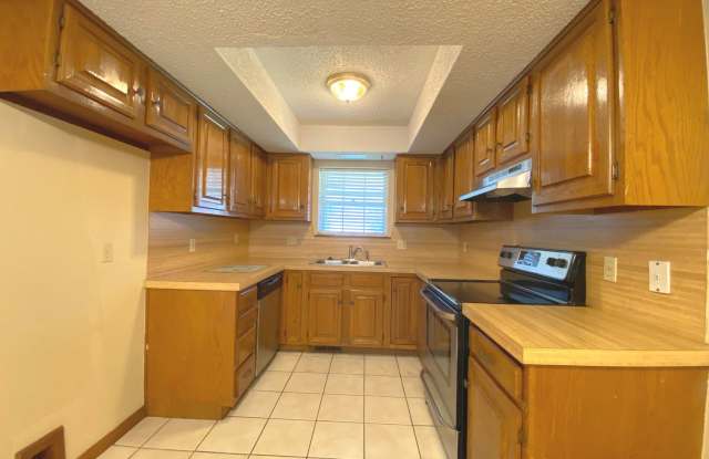 Great Duplex in Edmond Schools! Great Sq Ft!! Gallery 4