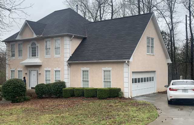 551 Country Club Drive Gallery 2