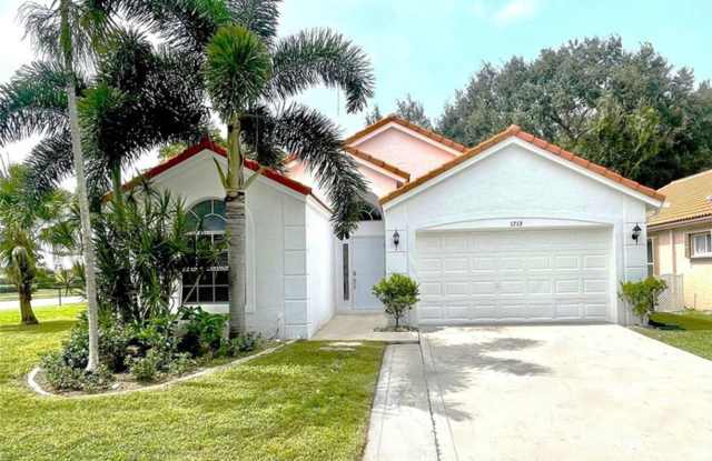 1713 CARRIAGE BROOKE Drive, Wellington, FL 33414 - 6151 Gallery 4