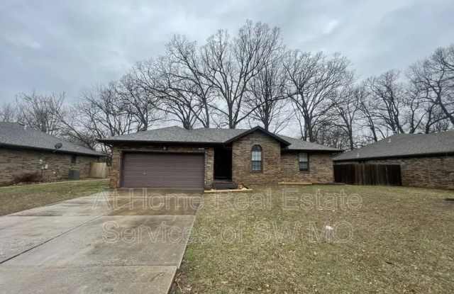 945 S Alex Ave photos photos