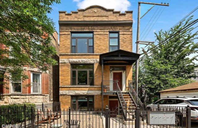 2610 W Rice St photos photos