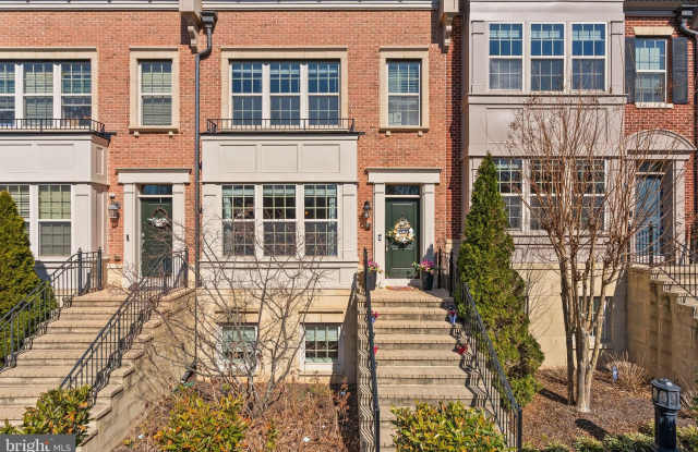 517 OVERLOOK PARK Drive Gallery 3