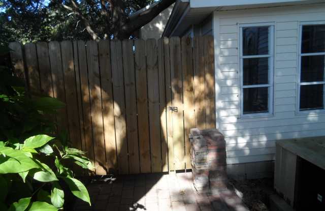 230 N Tropical Trail Gallery 2