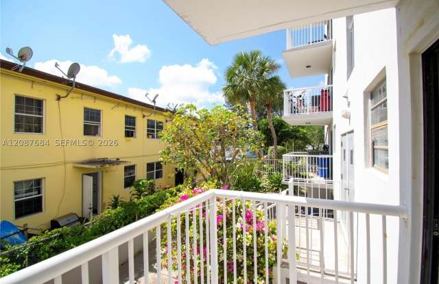 130 S Shore Gallery 3
