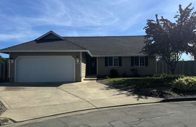 Fantastic 3 Bedroom 2 Bath House in Green! photos photos Fantastic 3 Bedroom 2 Bath House in Green! photos photos
