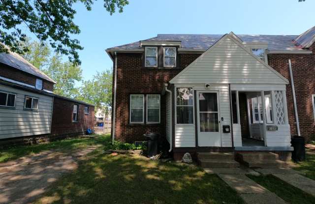 1682 WEST 14TH STREET ERIE PA 16505 FOR RENT photos photos