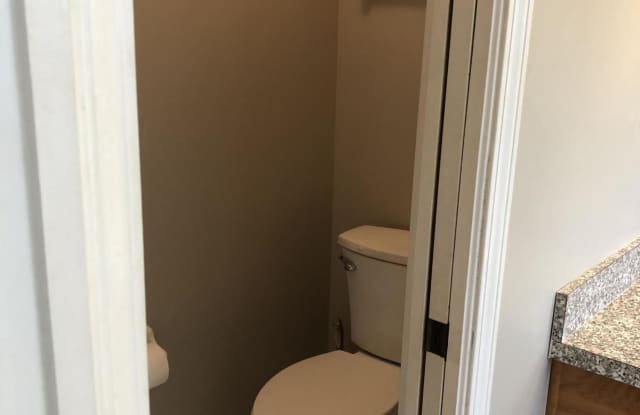 5707 GUANA PARK CT Gallery 4