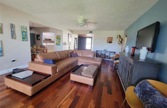 5090 MARSH FIELD ROAD Gallery 2