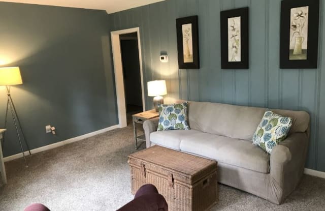 1506 Northwood Cir B - 1506 Northwood Circle, Lynchburg, VA 24503