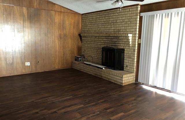 1900 Clover Trail Gallery 3