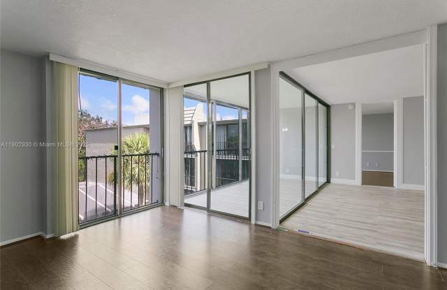 501 SW 11th Pl photos photos