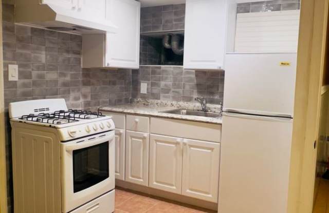 325 HAMPDEN RD Lower Unit - 325 Hampden Road, Delaware County, PA 19082