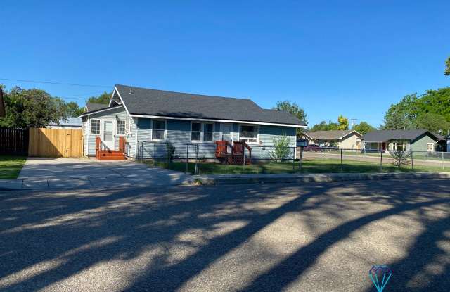 1905 5th Street South photos photos