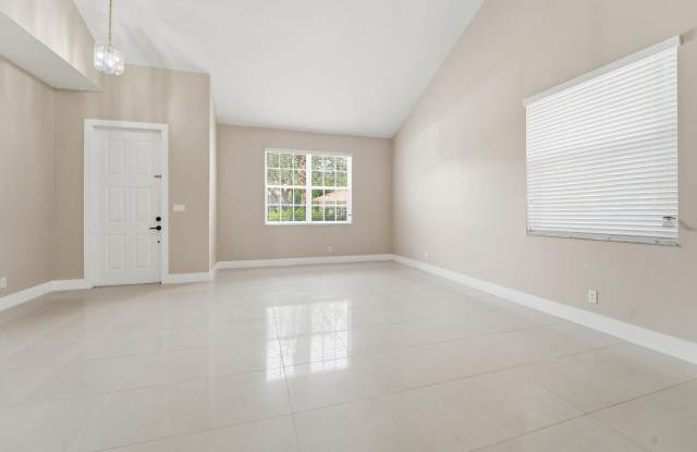 1780 PIERSIDE Circle Gallery 4