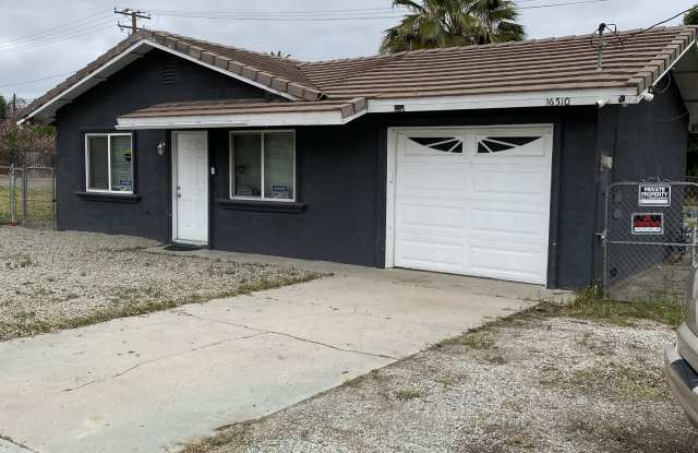 16510 Lakeshore Drive photos photos