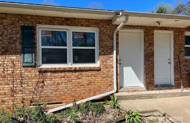 2320 Shade Tree St photos photos
