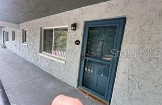 220 N IDLEWOOD AVENUE photos photos