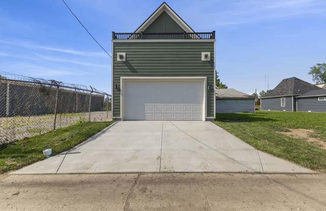 1405 Deloss Street photos photos