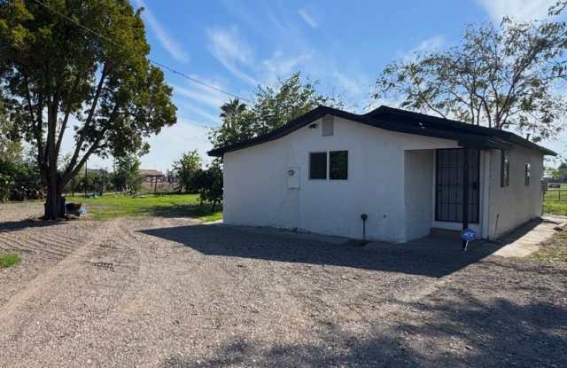 NOW AVAILABLE!! 2 Bedroom; 2 Bath Newly Renovated, CHOWCHILLA - 24336 Avenue 24, Madera County, CA 93610