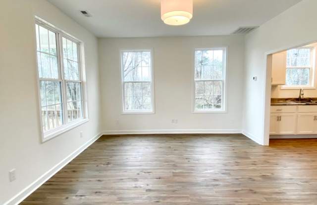 Spacious 3 Bedroom Home in Downtown Jacksonville! Gallery 4