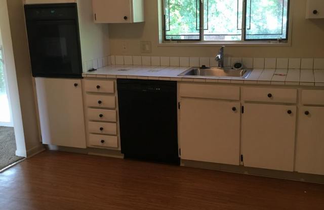 10829 Brewer Drive Gallery 2