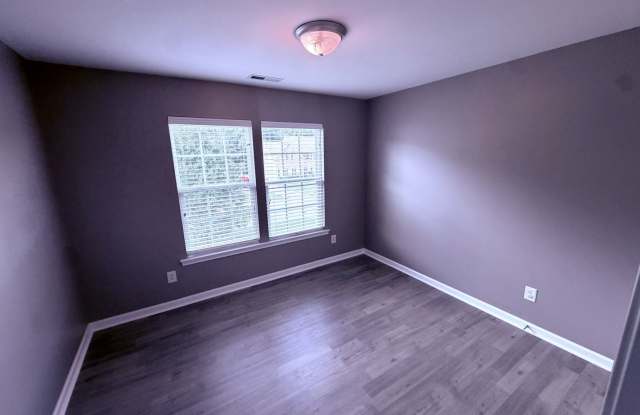 Beautiful Home in a Convenient Location! Gallery 4