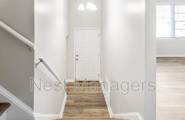 1089 Essex Place Gallery 4