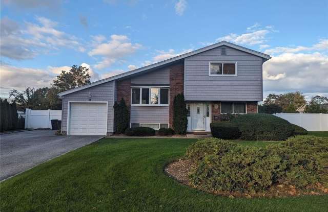 19 Comanche Lane Gallery 1