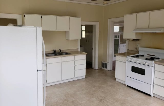 1703 Erie Avenue photos photos