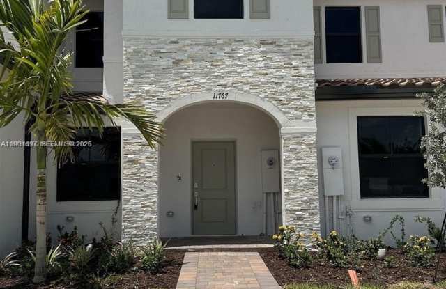 11767 SW 246th Ter photos photos