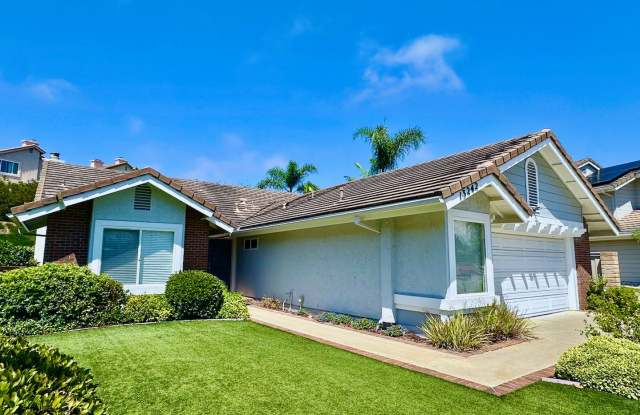 FOR RENT Call For Availability 3Br/3Ba 2128 Sqft Fully Furnished Del Mar Heights Vacation Home, Close to Del Mar Races and Beach Gallery 3