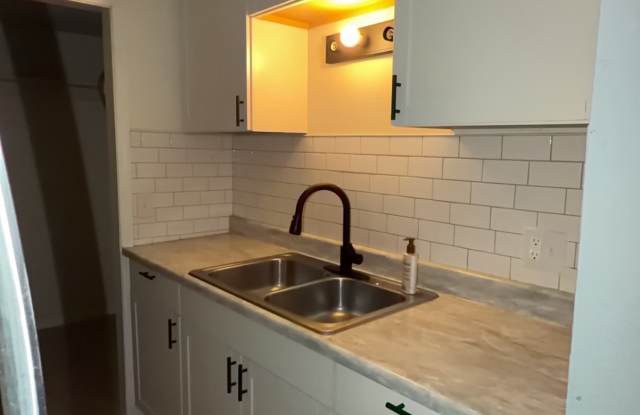 609 Dogwood Ct photos photos