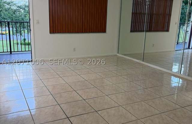 13355 SW 9th Ct Gallery 2