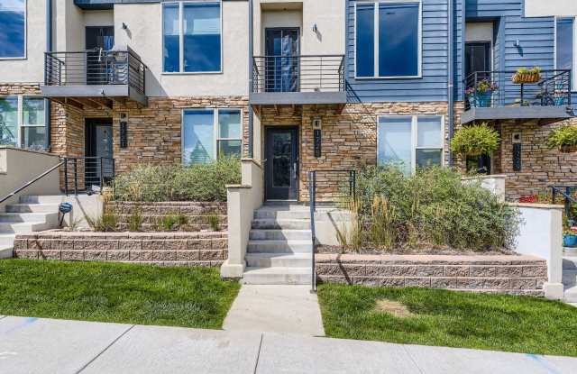 Luxury 3 bed, 3.5 bath Townhome Blocks from Sloan's Lake  Edgewater Marketplace photos photos
