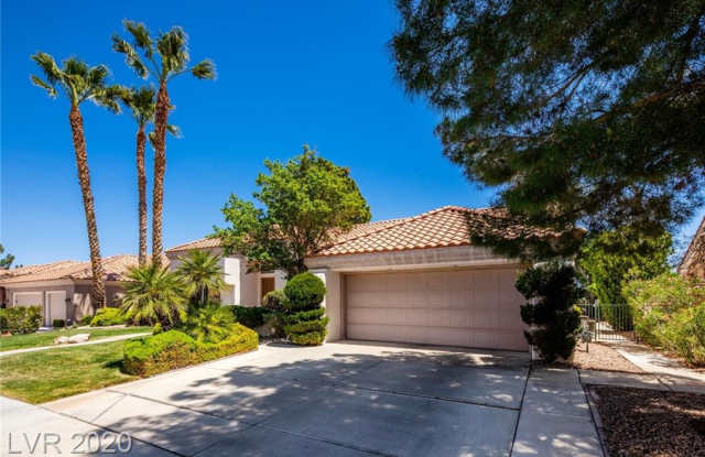 3020 HAWKSDALE Drive Gallery 3