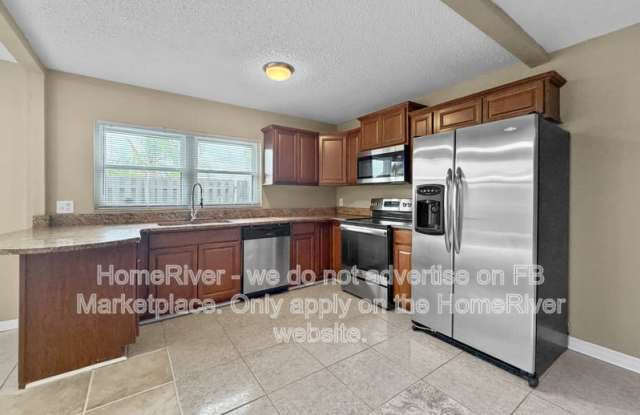 404 Hunter Cir Gallery 3