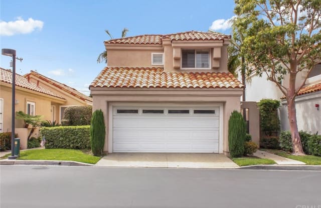 79 Pelican Court - 79 Pelican Court, Newport Beach, CA 92660