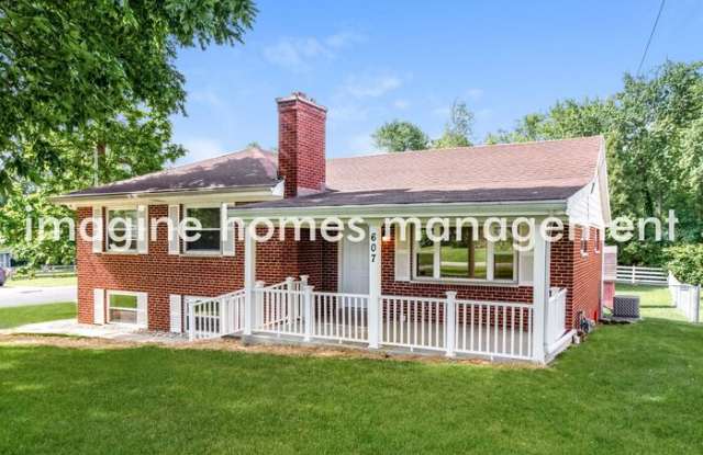 607 West Kemper Road Gallery 3