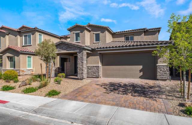 Modern Luxury Living: Spacious Retreat with Next-Gen Suite! photos photos