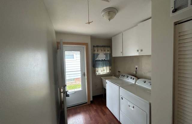 2830 Center Dr Gallery 2