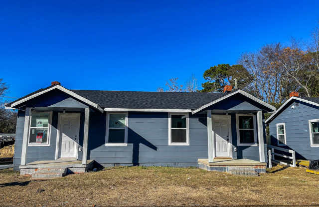 FIRST WEEK RENT FREE! 1 Bedroom 1 Bathroom. New Construction! photos photos