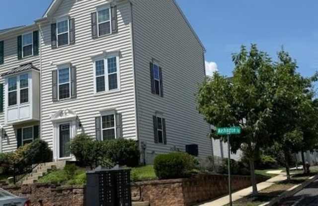 611 WASHINGTON SQUARE - 611 Washington Square, Chester County, PA 19475