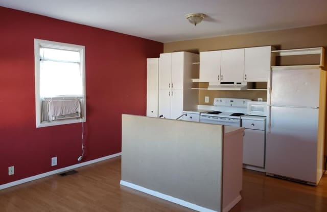 1 BEDROOM HOME Gallery 3