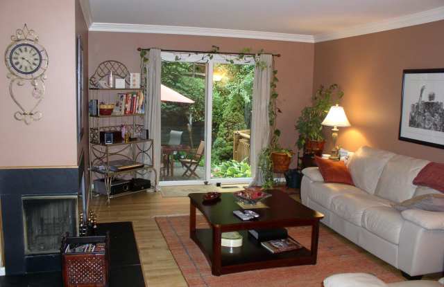 24 PARK VISTA COURT Gallery 4