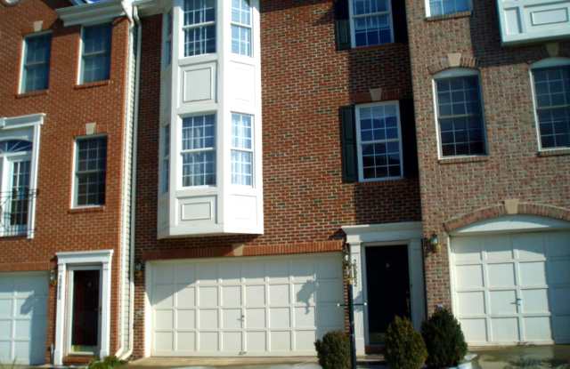 20952 CHEROKEE TERRACE - 20952 Cherokee Terrace, Cascades, VA 20165