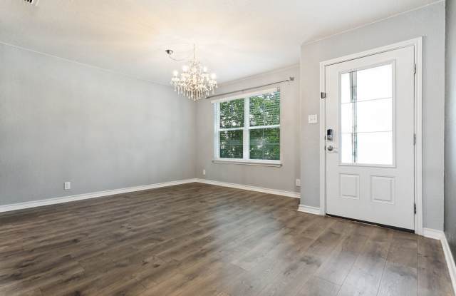 BEAUTIFUL 5-BEDROOM HOME IN VALLEY RANCH Gallery 4
